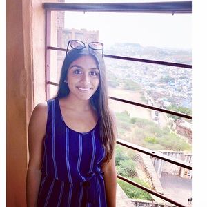 Meet your Posher, Yagna